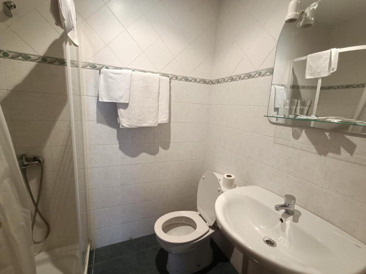 Pension Paseo Real Cangas de Onis Exterior photo