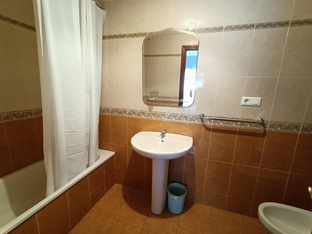 Pension Paseo Real Cangas de Onis Exterior photo
