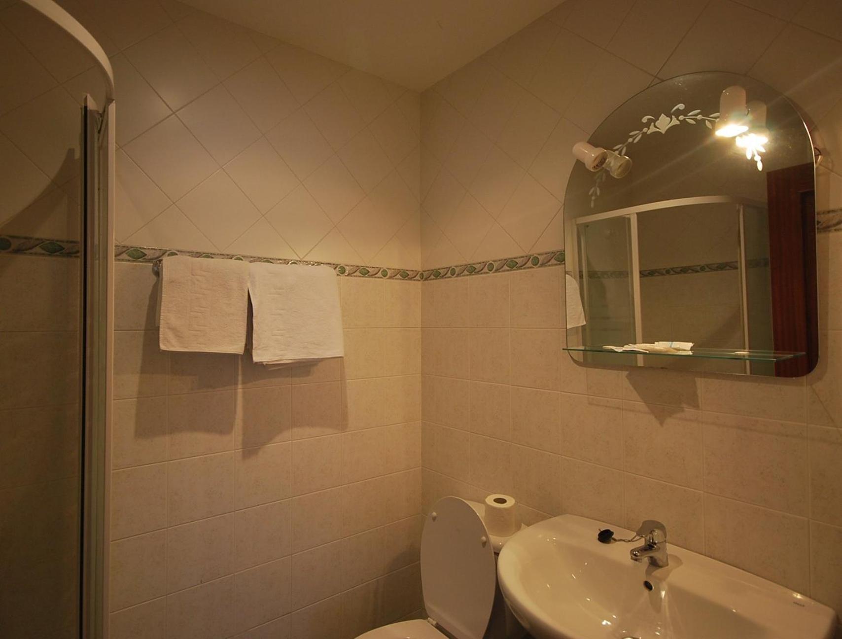 Pension Paseo Real Cangas de Onis Exterior photo