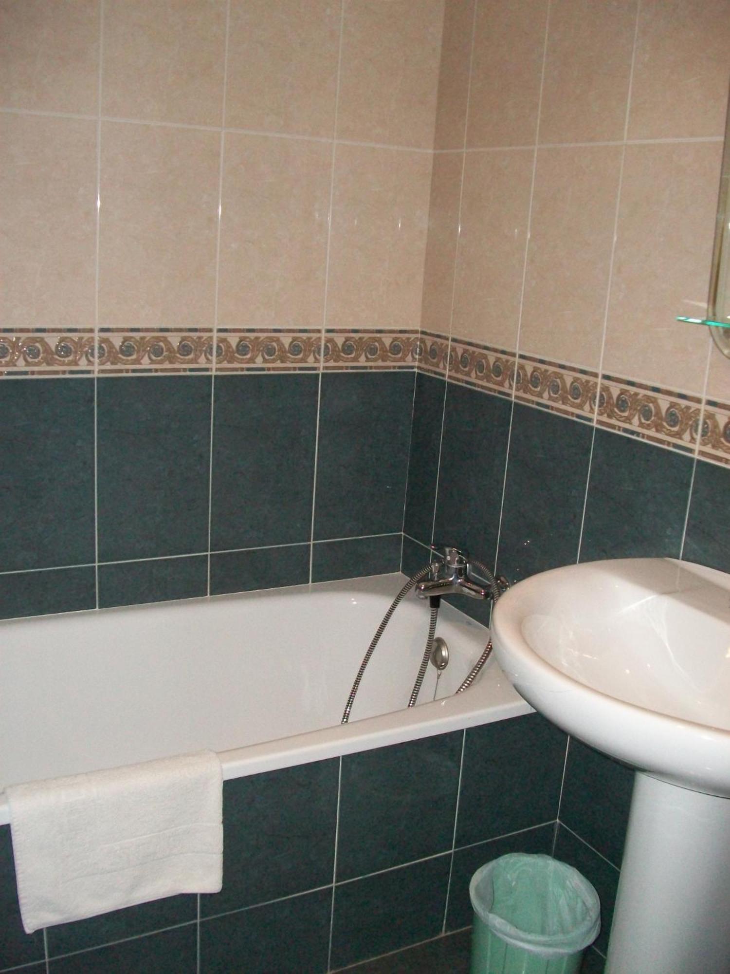 Pension Paseo Real Cangas de Onis Exterior photo