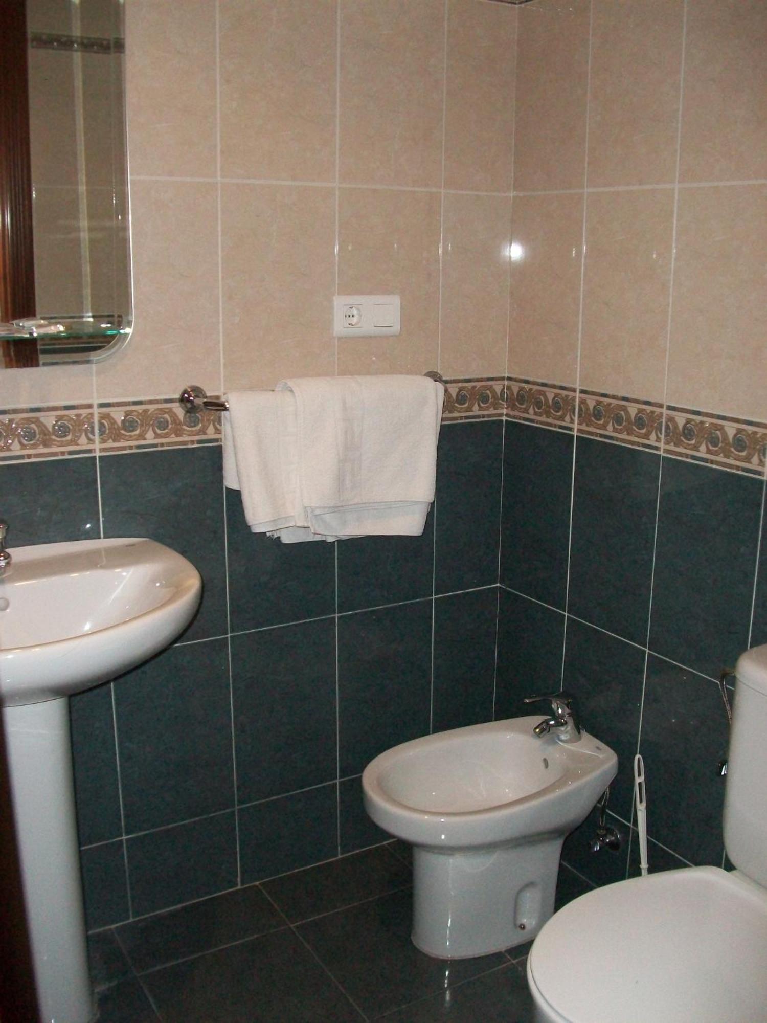 Pension Paseo Real Cangas de Onis Exterior photo