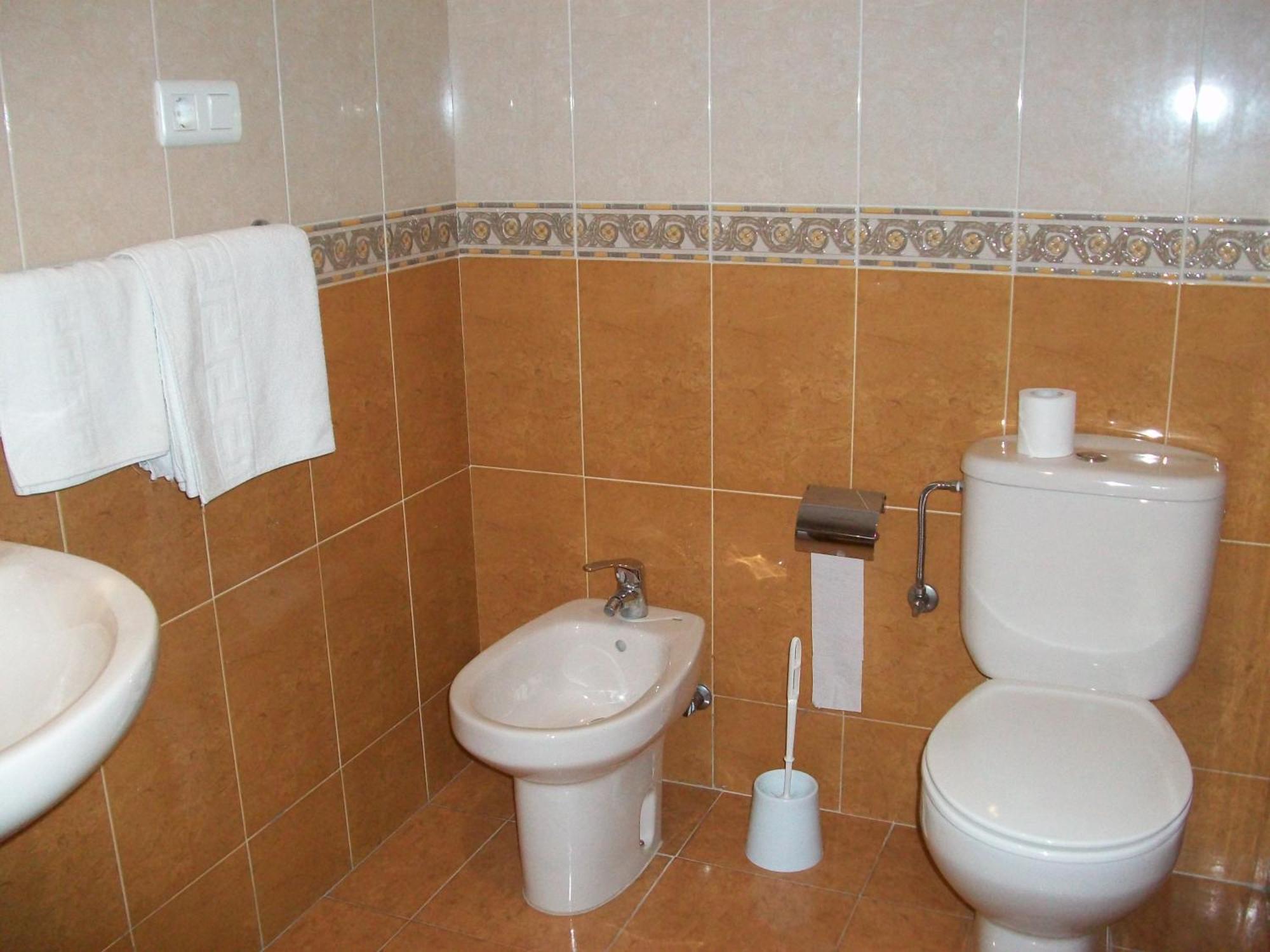 Pension Paseo Real Cangas de Onis Exterior photo