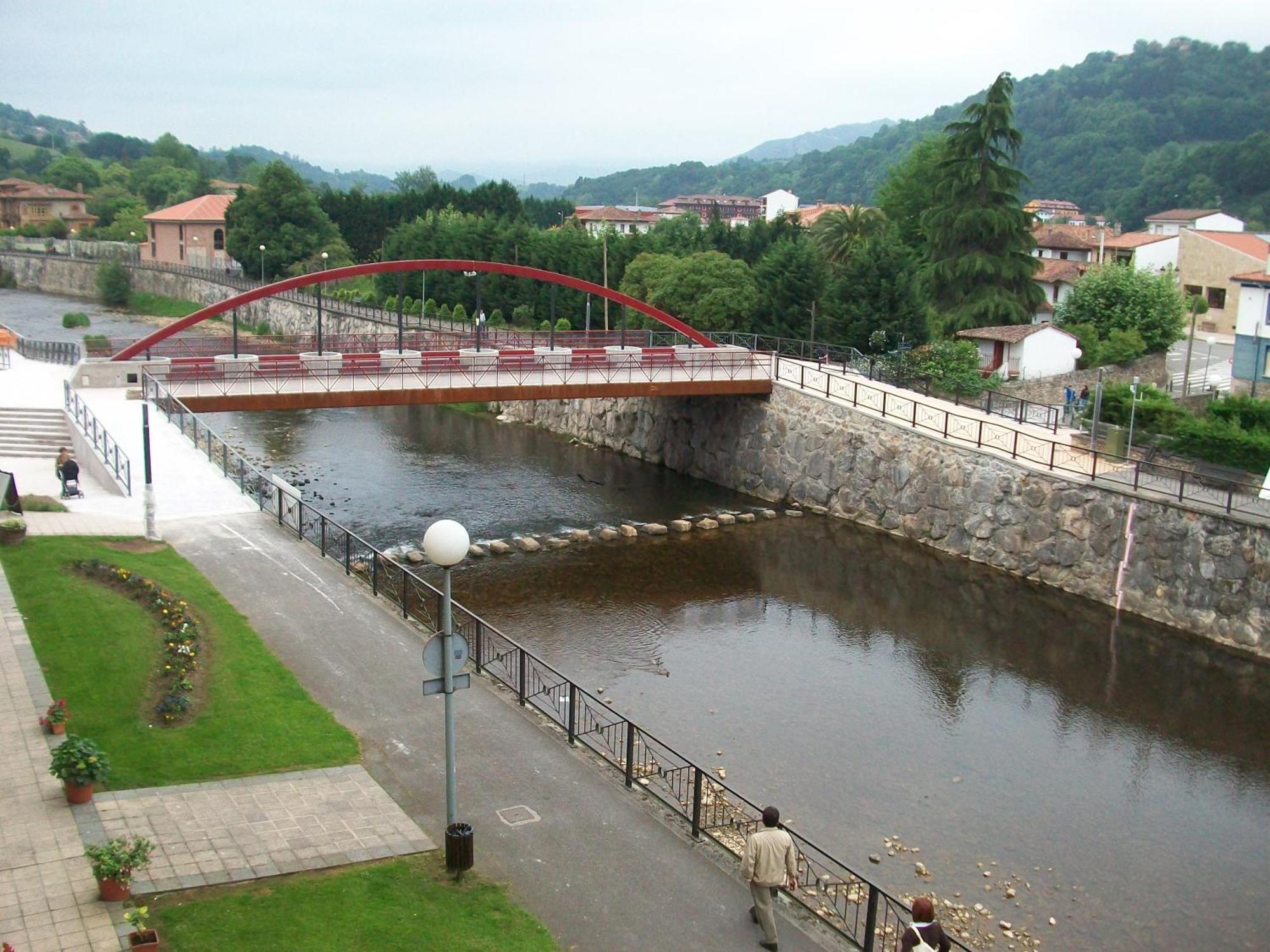 Pension Paseo Real Cangas de Onis Exterior photo